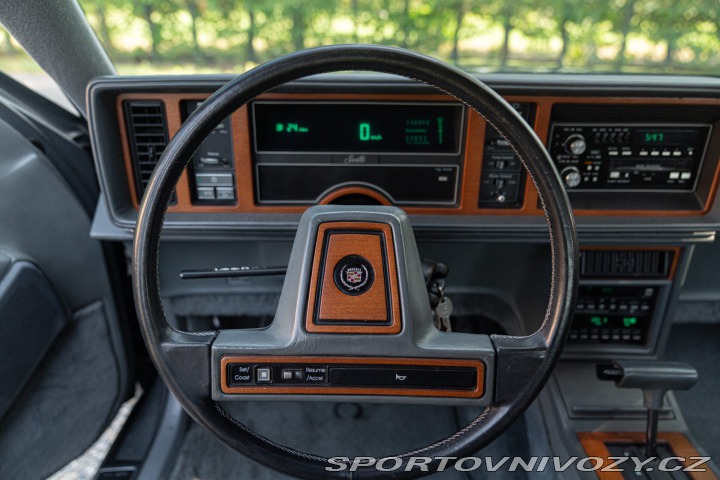 Ostatní značky Ostatní modely Cadillac SEVILLE 4.5 V8 1988