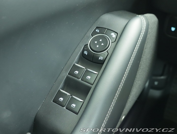 Ford Mustang Mach-E Standard Range RW 2021