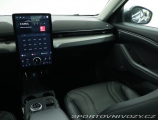 Ford Mustang Mach-E Standard Range RW 2021