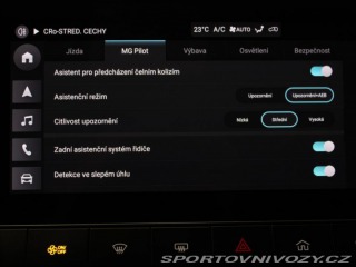 MG Ostatní modely MG4 0,0 77kWh Exclusive 31tkm 2025