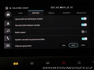 MG Ostatní modely MG4 0,0 77kWh Exclusive 31tkm 2025
