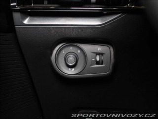 MG Ostatní modely MG4 0,0 77kWh Exclusive 28tkm 2025