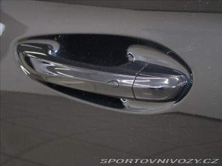 MG Ostatní modely MG4 0,0 77kWh Exclusive 28tkm 2025