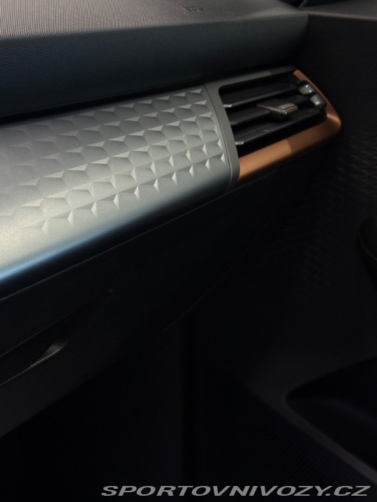 Cupra Born 58 kWh 150 kW (204k) ACC 2022