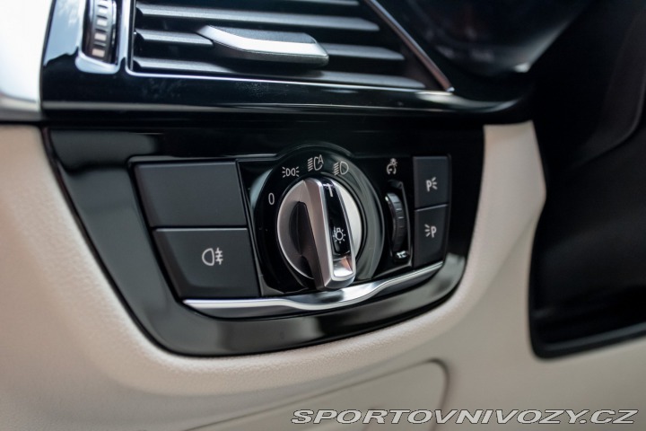 BMW 6 GT 640i Gran Turismo xDr 2022