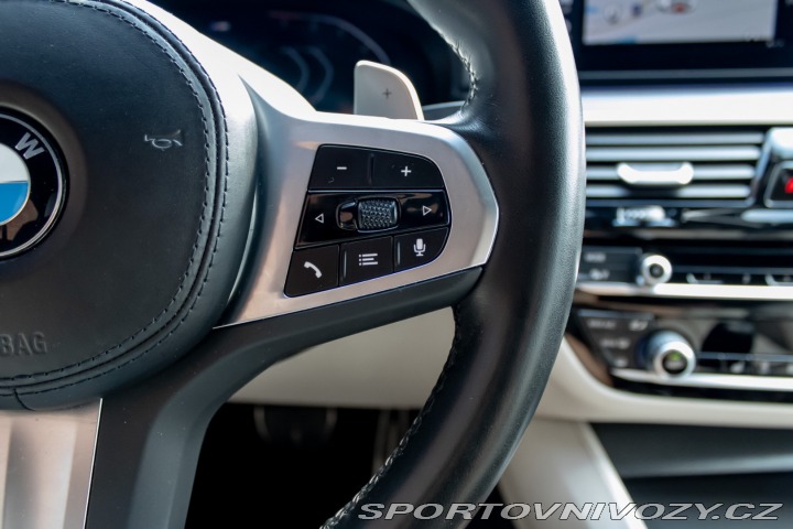 BMW 6 GT 640i Gran Turismo xDr 2022