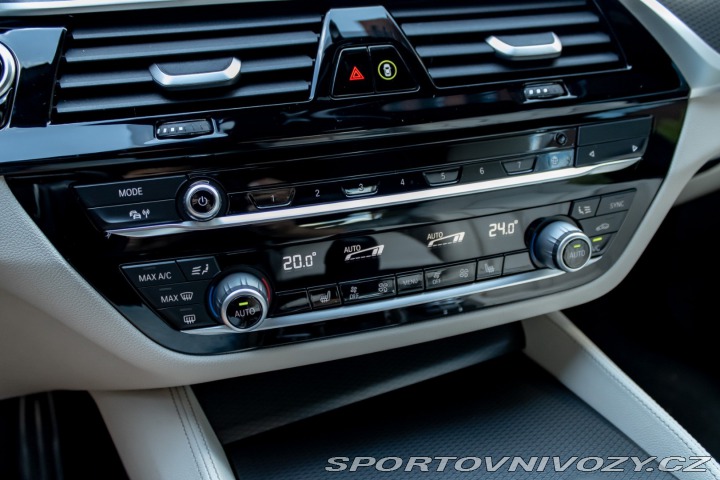 BMW 6 GT 640i Gran Turismo xDr 2022