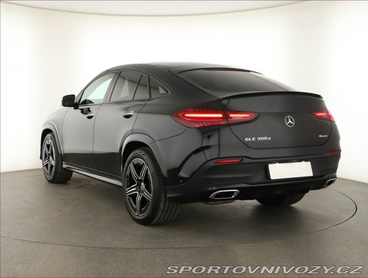 Mercedes-Benz Ostatní modely GLE 300 d 4MATIC, AMG, VZDUCH 2025