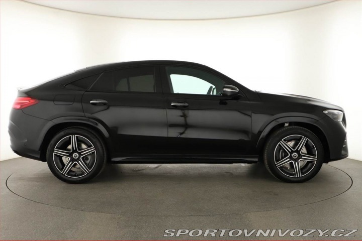Mercedes-Benz Ostatní modely GLE 300 d 4MATIC, AMG, VZDUCH 2025