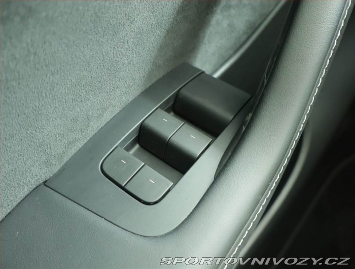 Tesla Model Y Long Range AWD 79kWh, SoH 2023