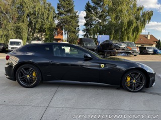 Ferrari FF 2012
