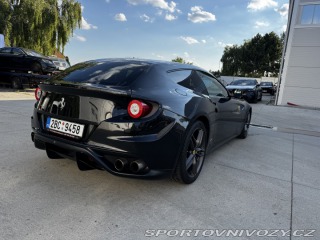 Ferrari FF 2012