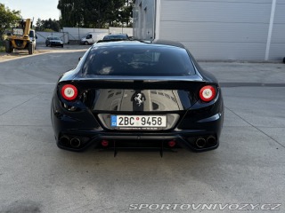 Ferrari FF 2012