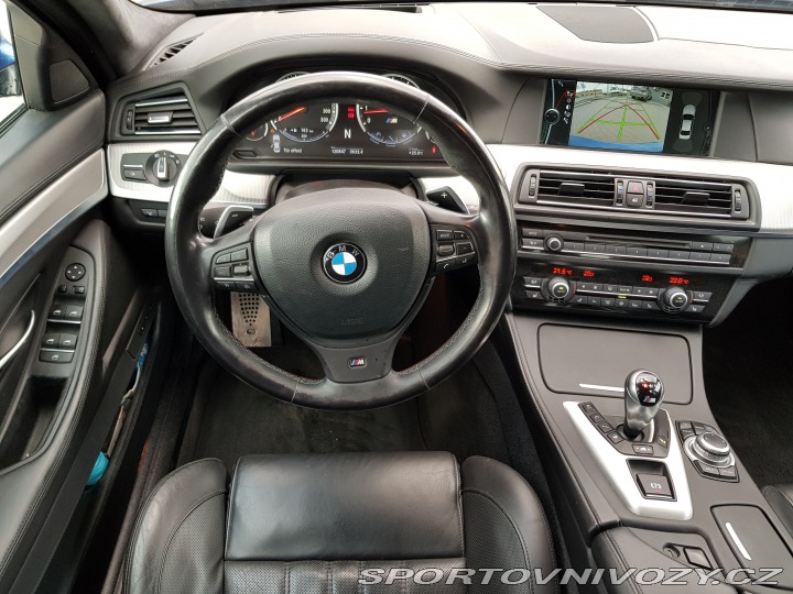 BMW M5  2012