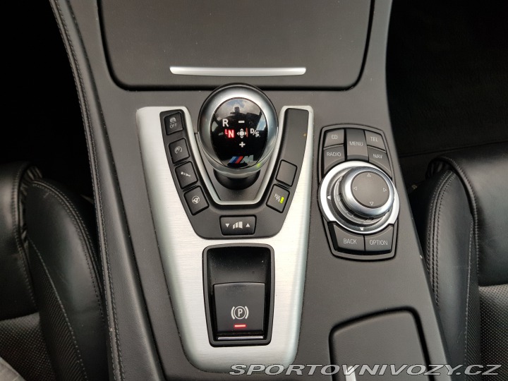 BMW M5  2012