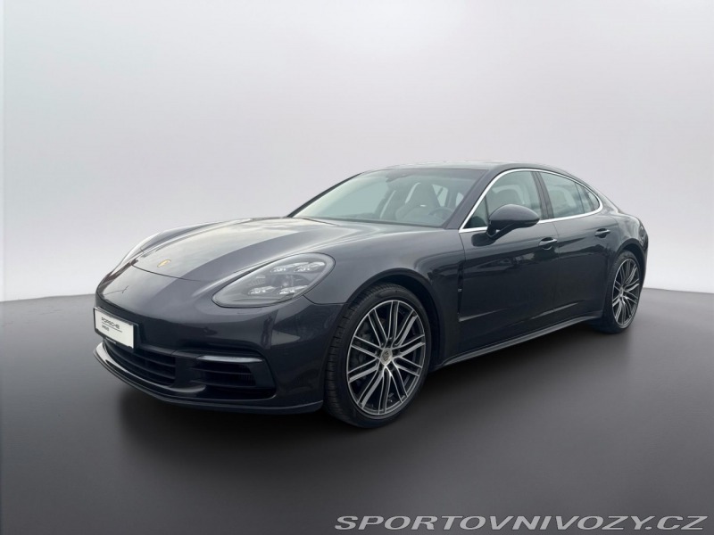 Porsche Panamera 4S