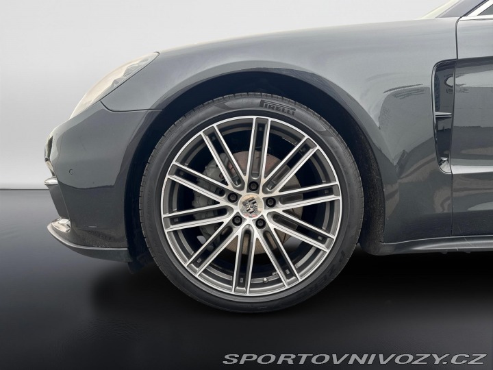 Porsche Panamera 4S 2016