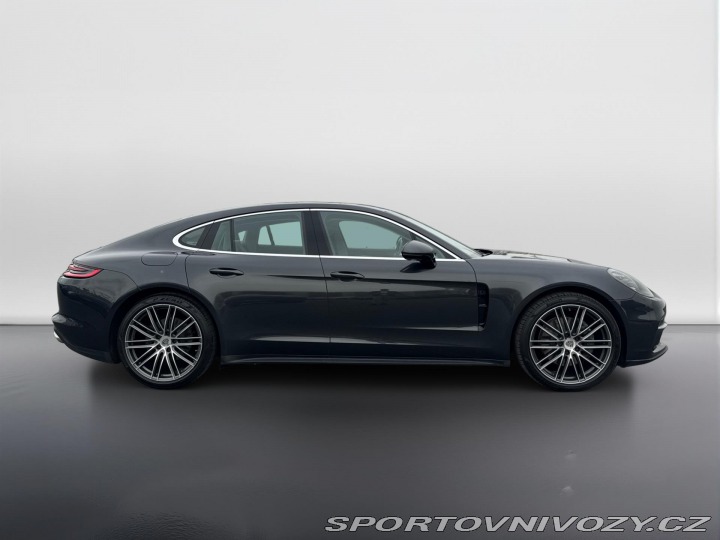 Porsche Panamera 4S 2016