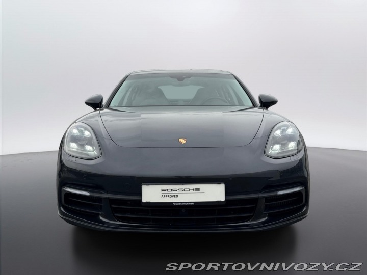 Porsche Panamera 4S 2016