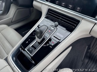 Porsche Panamera 4S 2016