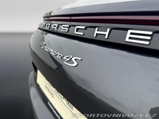 Porsche Panamera 4S 2016