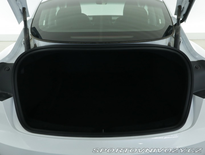 Tesla Model 3 Standard Range LFP 2023