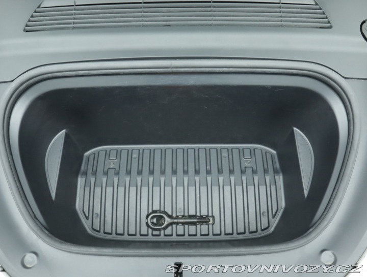 Tesla Model Y RWD LFP 60kWh 2022