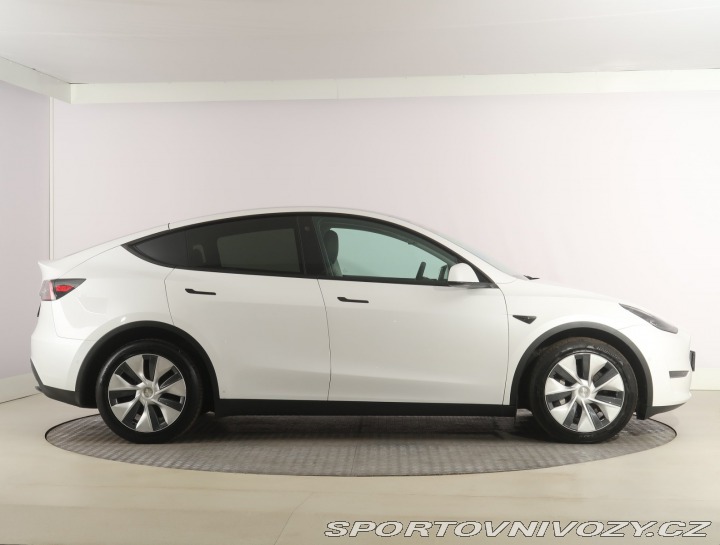 Tesla Model Y . Long Range AWD 79kWh 2022