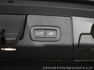 Volvo Ostatní modely XC60 2,0 T8 AWD ULTRA B&W, 2025