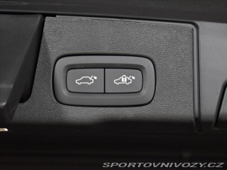 Volvo Ostatní modely XC60 2,0 T8 AWD Ultra Black ed 2025