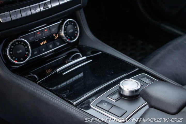 Mercedes-Benz CLS Kupé 350 4MATIC CDI BE 1 2012