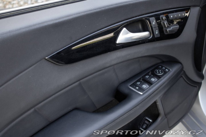Mercedes-Benz CLS Kupé 350 4MATIC CDI BE 1 2012