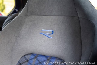 Volkswagen Golf 2.0 TSI 333k R Performan 2023