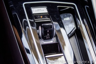 Volkswagen Golf 2.0 TSI 333k R Performan 2023