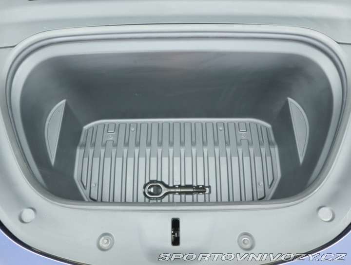 Tesla Model Y . Long Range AWD 79kWh 2023