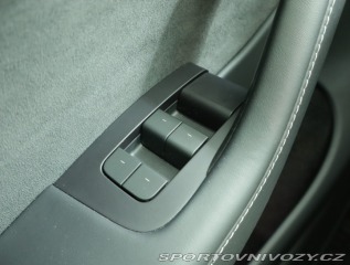 Tesla Model Y . Long Range AWD 79kWh 2023