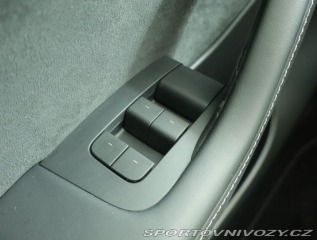 Tesla Model Y . Long Range AWD 79kWh 2023