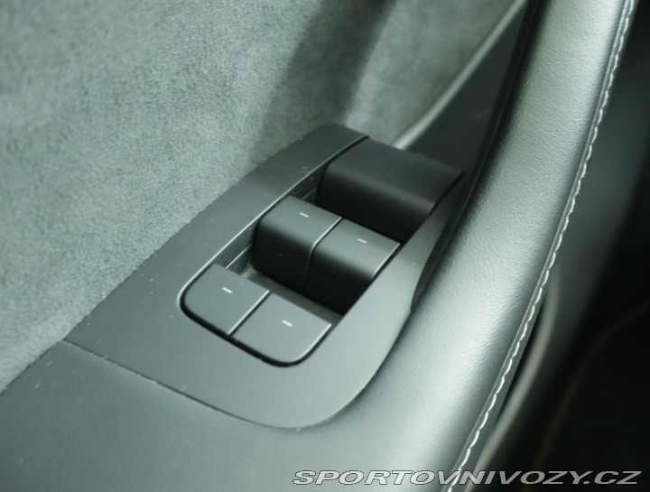 Tesla Model Y Long Range AWD 79kWh 2022