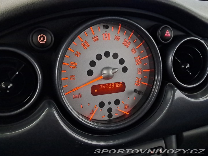 Mini One One 2004
