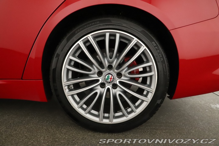 Alfa Romeo Giulia 2.0 Turbo 2017