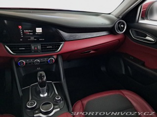 Alfa Romeo Giulia 2.0 Turbo 2017