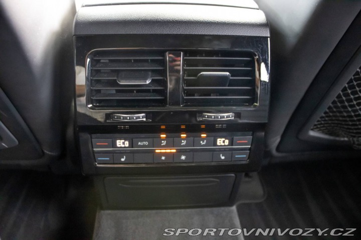 Volkswagen Ostatní modely Touareg R-Line ONE Million 4Moti 2020