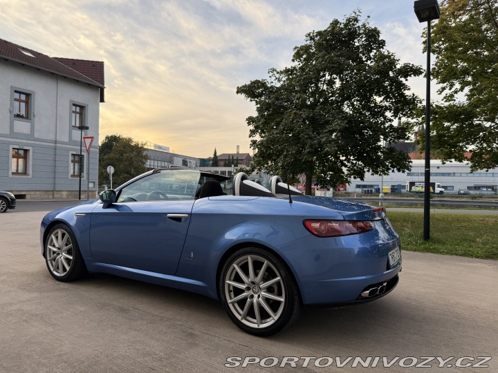 Alfa Romeo Spider 939 2006