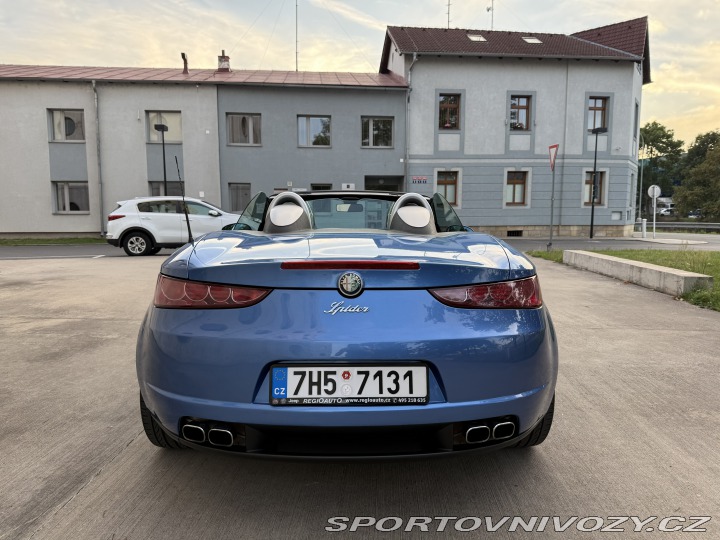 Alfa Romeo Spider 939 2006