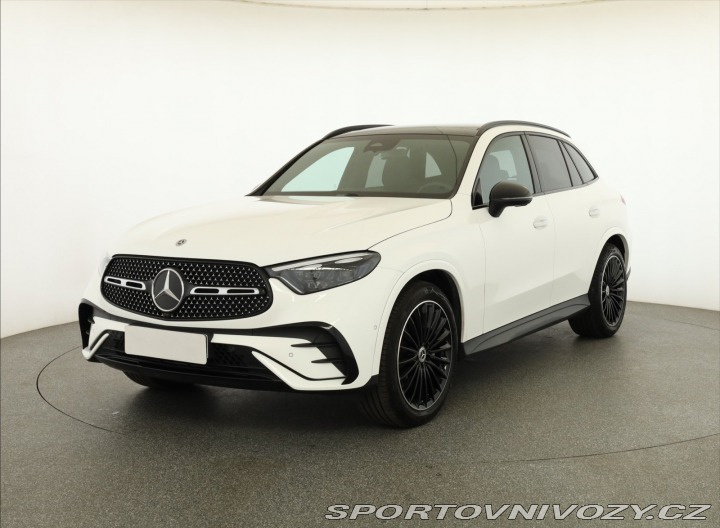 Mercedes-Benz Ostatní modely GLC AMG Line GLC 200 4MATIC 2025