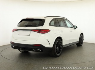 Mercedes-Benz Ostatní modely GLC AMG Line GLC 200 4MATIC 2025
