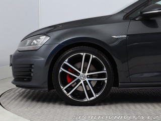 Volkswagen Golf 2.0 TDI GTD 2015