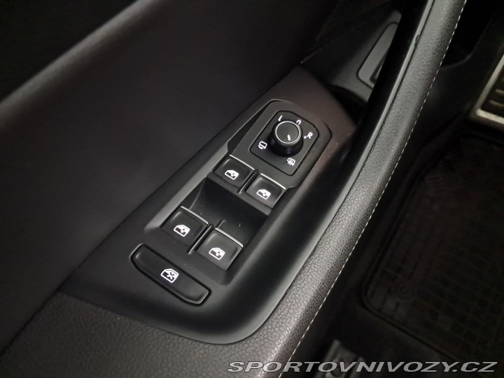 Volkswagen Ostatní modely Passat R-Line 2.0 BiTDI 2016