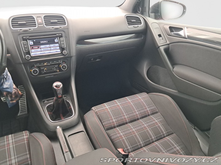 Volkswagen Golf 2.0 GTI 2010