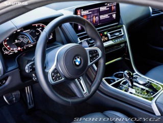 BMW 8 M850i 2025
